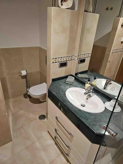 Family Friendly 2 Bedroom And 2 Bathroom Apartment Near The Beach Benalmadena 0*,
