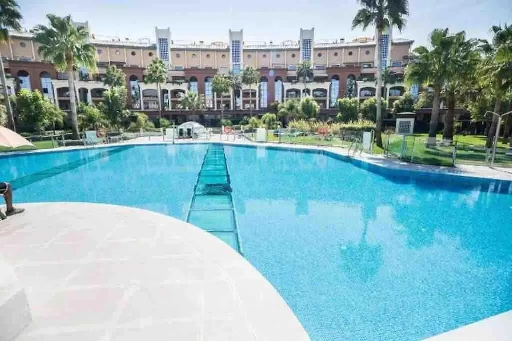Family Friendly 2 Bedroom And 2 Bathroom Apartment Near The Beach Benalmadena