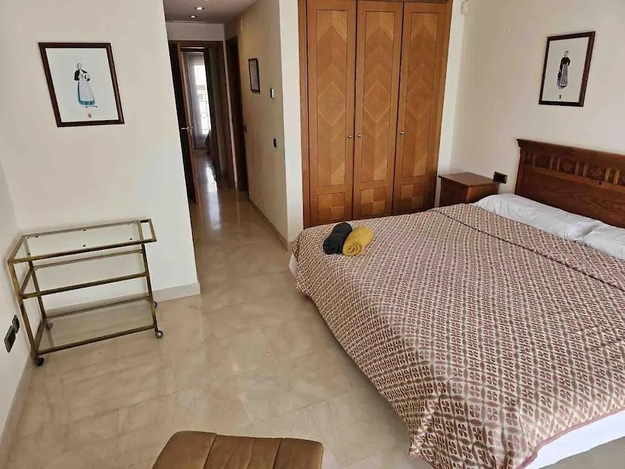 Family Friendly 2 Bedroom And 2 Bathroom Apartment Near The Beach Benalmádena